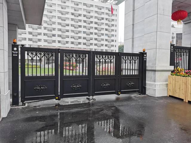 游艇会ythHDR51B叠韵?平开门湖北大学.jpg