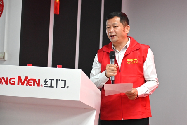 8-董事长宣布游艇会yth义工队成立.jpg
